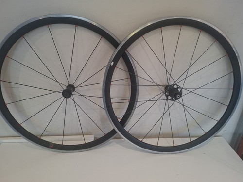 Front rear fulcrum wheel set - front,