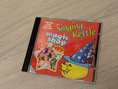 The singing kettle - singing,