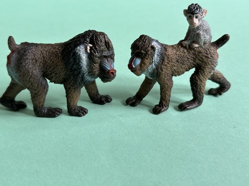 Schleich retired 2017 mandrill - schleich,
