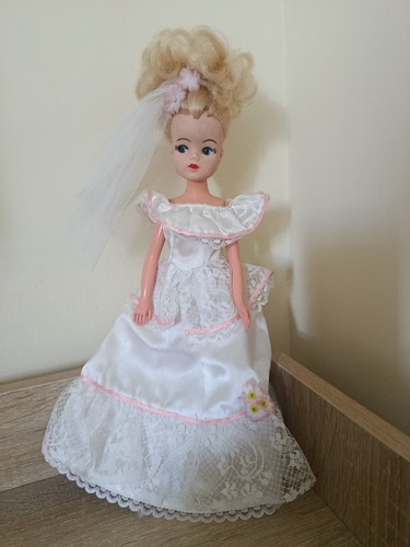 Vintage sindy doll - vintage,