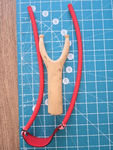 Wooden catapult slingshot - wooden,