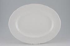 Wedgwood - Strawberry and Vine - Oval Platter - 77834G