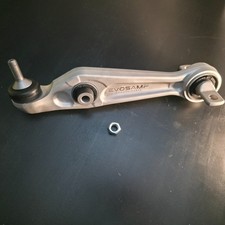 1044341-00-E  Tesla Model 3