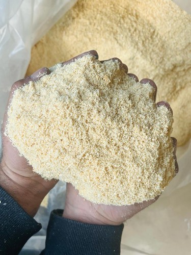 Fine saw dust bedding wood - fine,