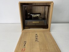 Y10342 OKIMONO Cow figurine