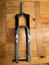 SR Suntour Durolux 38