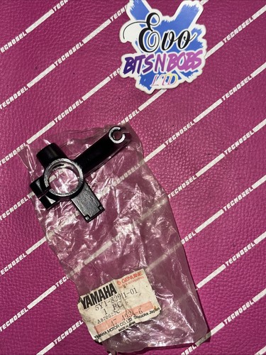 Yamaha holder lever - holder, 1