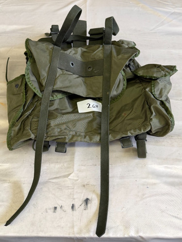 Alice clips 1970 combat - gi,