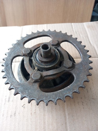 Yamaha as3 sprocket carrier - yamaha, carrier.