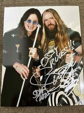 ZAKK WYLDE SIGNED 8X10 PHOTO