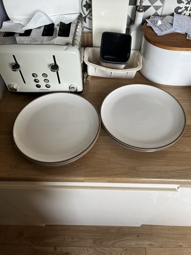 Denby four dinner - four, plates