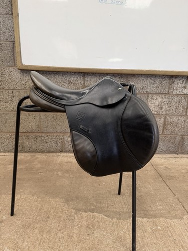 Black mw john whitaker - black,
