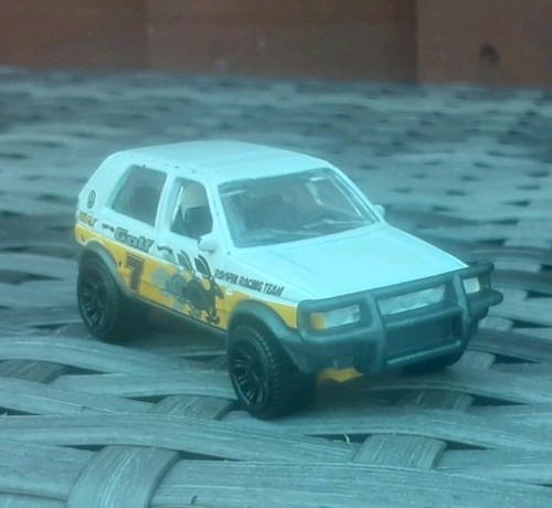 Matchbox 1990 volkswagen golf - matchbox,
