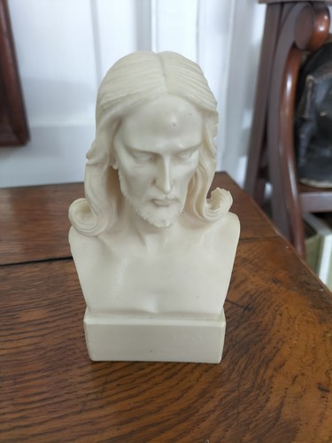 Small vintage alabaster bust - small,