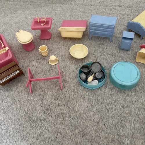 Vintage 1970s plastic dolls - 1970s,
