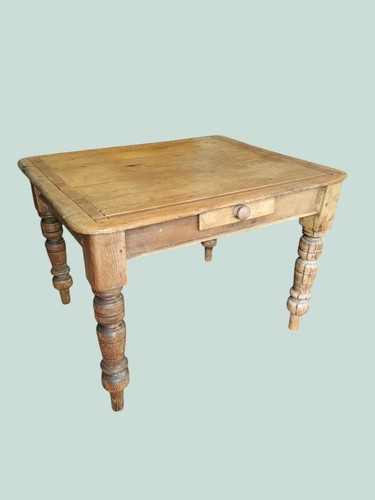 Small victorian stripped pine - small,