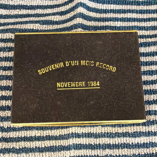 Sealed souvenir mc s - sealed, d’un