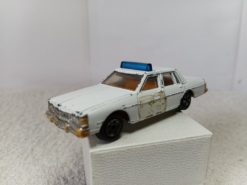 Ertl pontiac bonneville smokey - ertl,