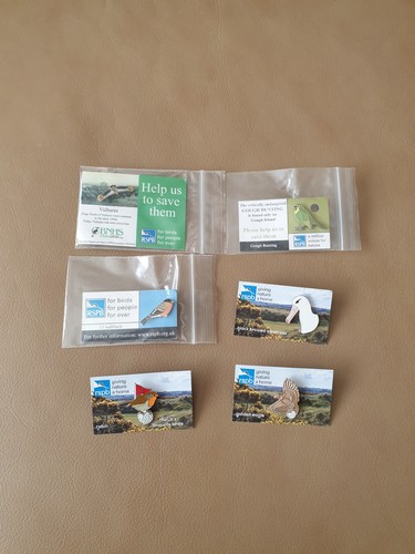 Rspb enamel pin badges - 6x,