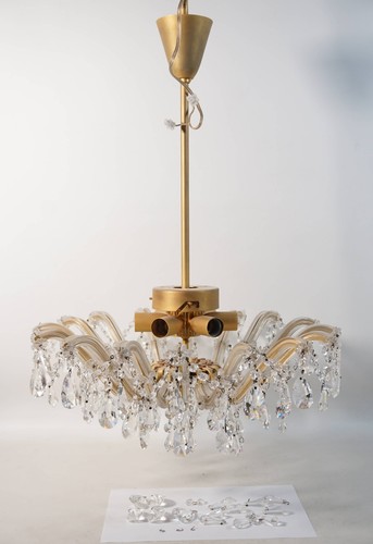 Vintage shabby chic - shabby, crystal
