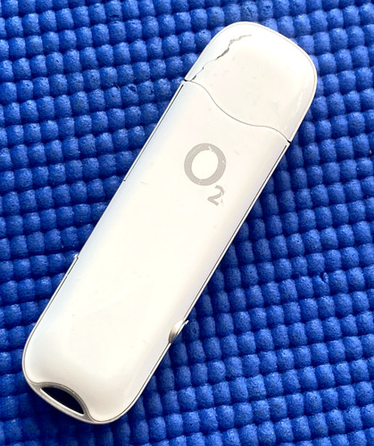 E169 mobile broadband - o2,