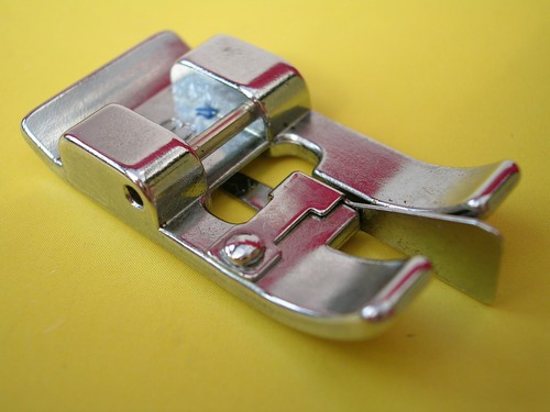 Sewing machine clip - sewing,