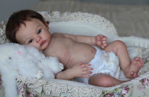 Lifelike awake reborn - lifelike, 18"