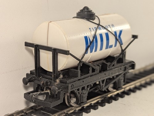 Hornby gauge tidmouth milk - tidmouth,