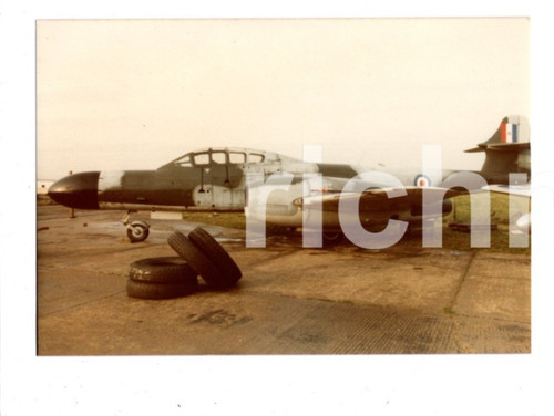 Gloster meteor raf 7065m - gloster, 12
