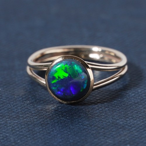 Antique australian black opal - black,