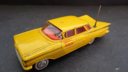 Corgi toys chevrolet impala - corgi,
