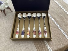 Royal Worcester Evesham Gold