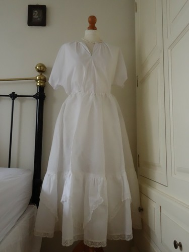 Droopy browns white bridal - browns,