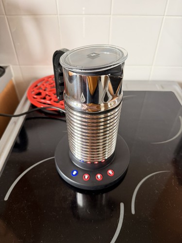 Nespresso aeroccino milk - 4,