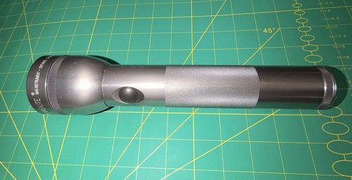 Brushed metal look maglite - brushed,