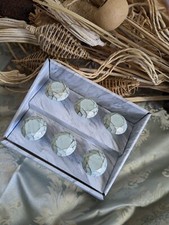 NEW et of 6 Knobs Shabby Chic
