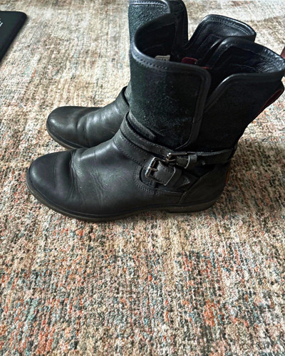 Ugg simmons womens - simmons,