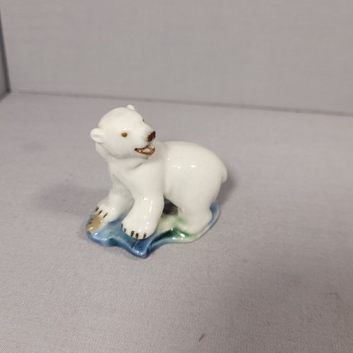 Early wade whimsie - early, bear