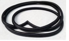 HILLMAN AVENGER  DRIVERS SIDE