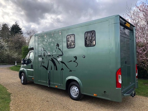 Lightweight horseboxes - 3.5t,