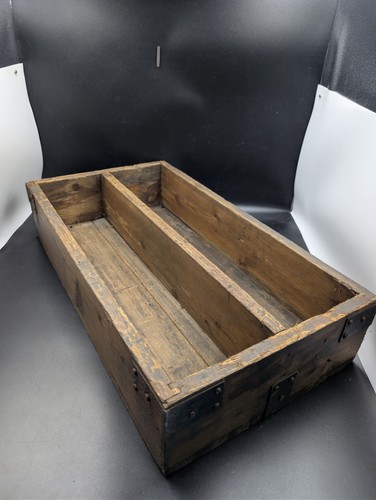 Vintage industrial pine - pine, crate