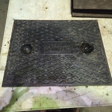 Cast iron Manhole Cover 634mm X 492mm reclaimed Inspection Cover  lid Free p&p 