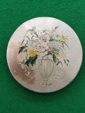 Vintage Stratton Silver Tone Vase of flowers-Vintage Make Up/Powder Compact