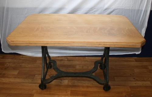 Table cast iron oak garden - cast,