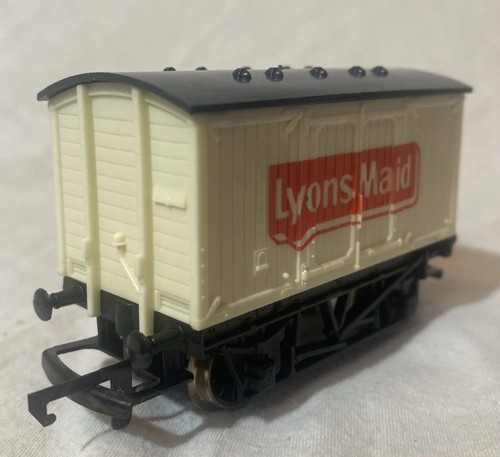 Hornby gauge r130 lyons - 00,
