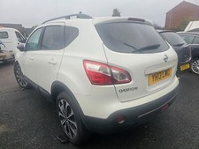 WHITE  NISSAN QASHQAI 1.5 DCI