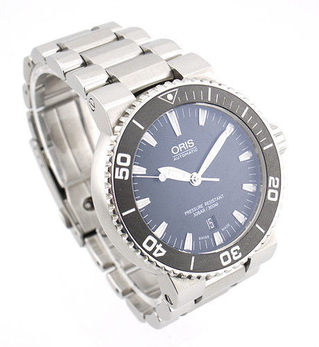 Oris aquis date automatic 43mm - aquis,