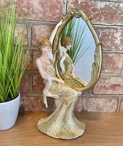 Golden gatsby art - golden, 1920s