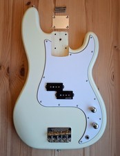 Vintage V4 Reissued bass