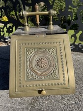 Antique Brass Coal box with Shovel & liner Fireside Storage Purdonium Scuttle